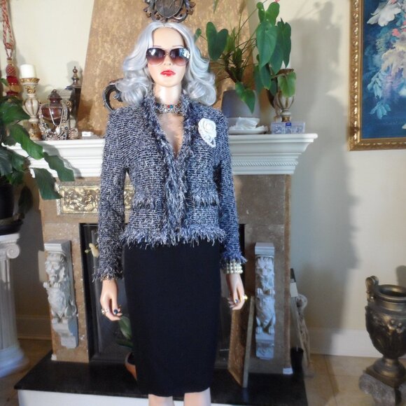 St. John Collection Black Tweed Knit Skirt Suit Size 4 - Picture 2 of 16